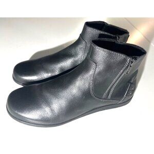 Taos Womens Black Leather Ankle Boots With Side Zippers US 9.5